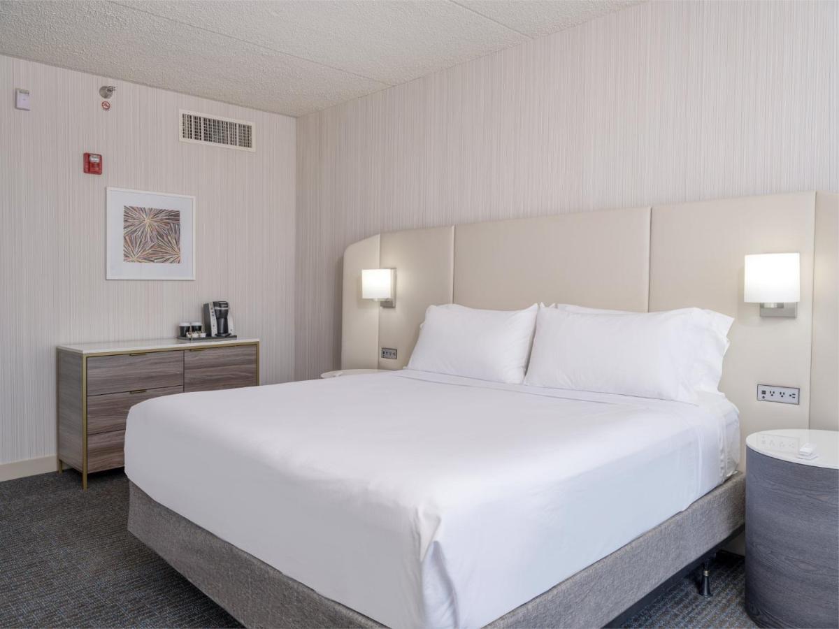 Hotel Crowne Plaza Indianapolis-Airport By Ihg Exteriér fotografie