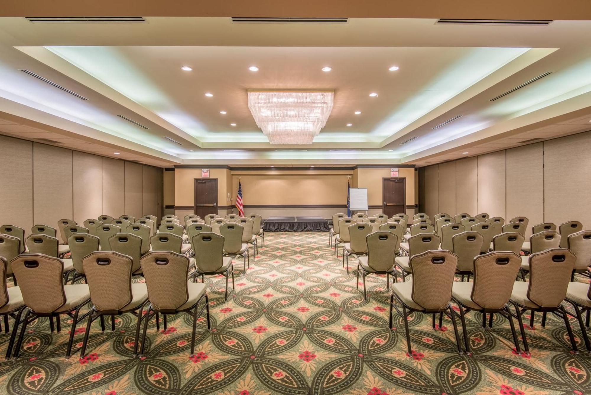 Hotel Crowne Plaza Indianapolis-Airport By Ihg Exteriér fotografie
