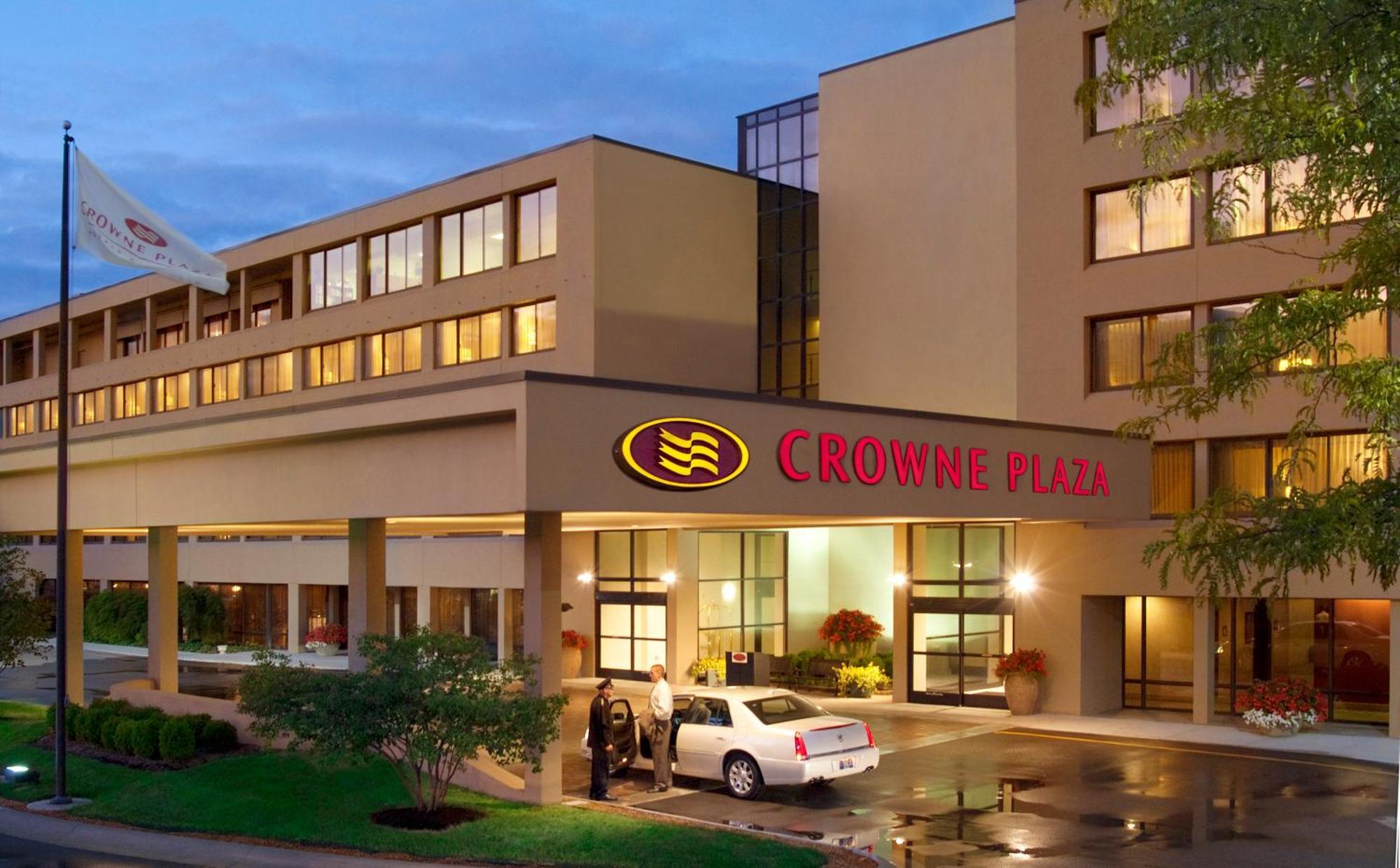 Hotel Crowne Plaza Indianapolis-Airport By Ihg Exteriér fotografie